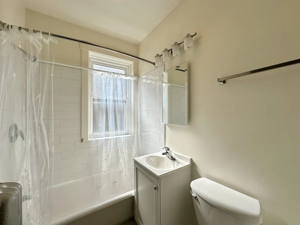 4311 N Francisco, ,  60618 60618-unit#C3-Chicago-IL