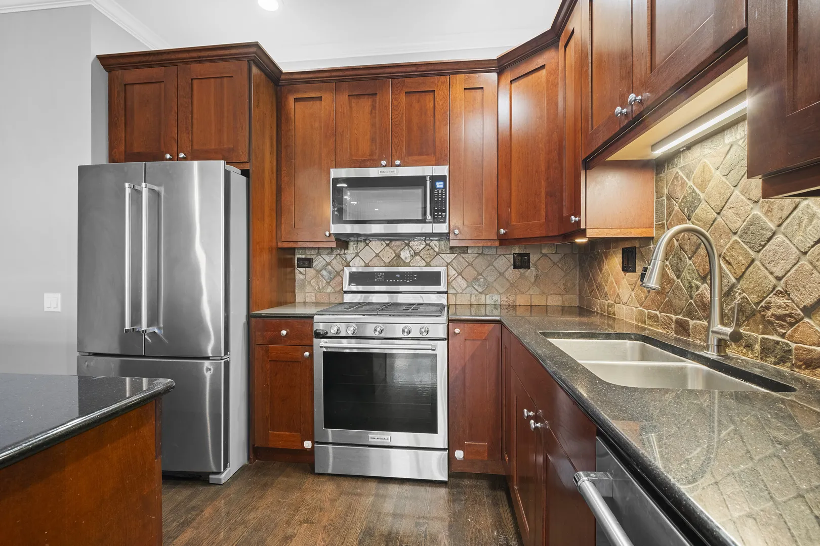 1355 W Washington Blvd   60607 60607-unit#4D-Chicago-IL