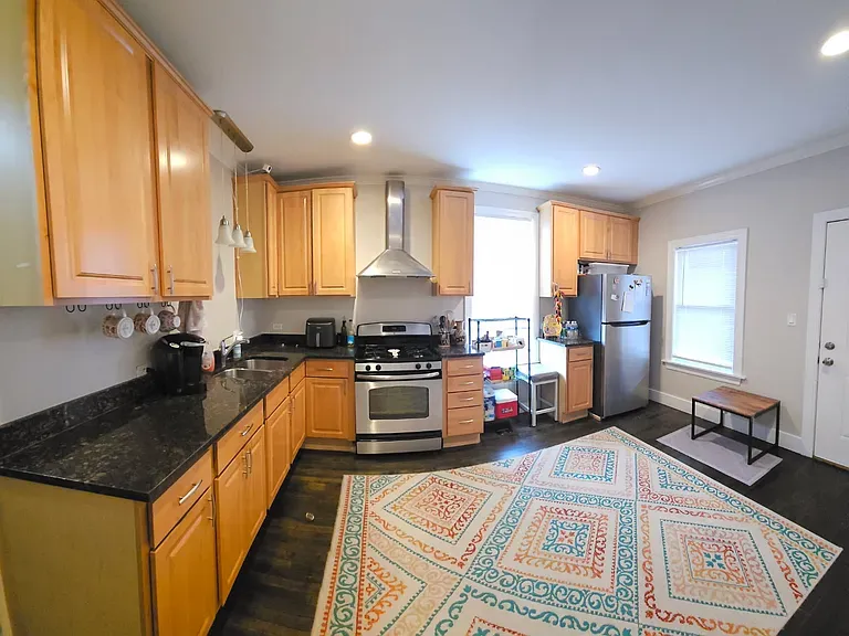 2310 N Kenneth Ave   60639 60639-unit#3-Chicago-IL