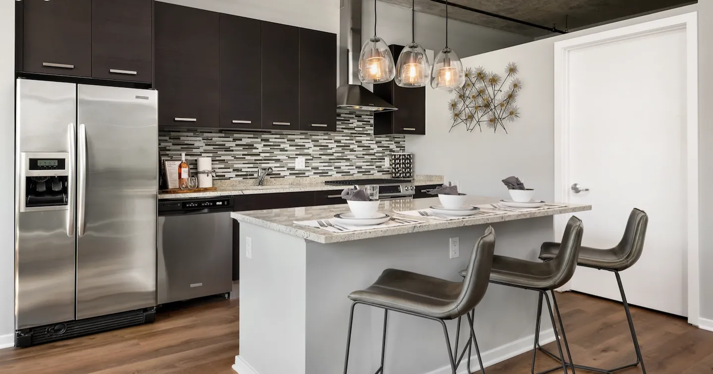 150 W Roosevelt Rd   60605 60605-unit#523-Chicago-IL