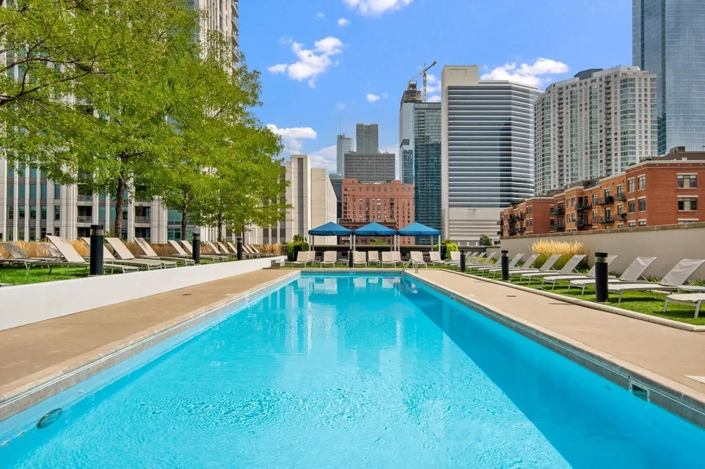 353 N Desplaines St   60661 60661-Chicago-IL