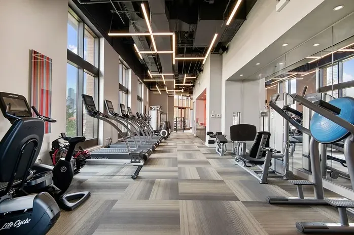 353 N Desplaines St   60661 60661-Chicago-IL