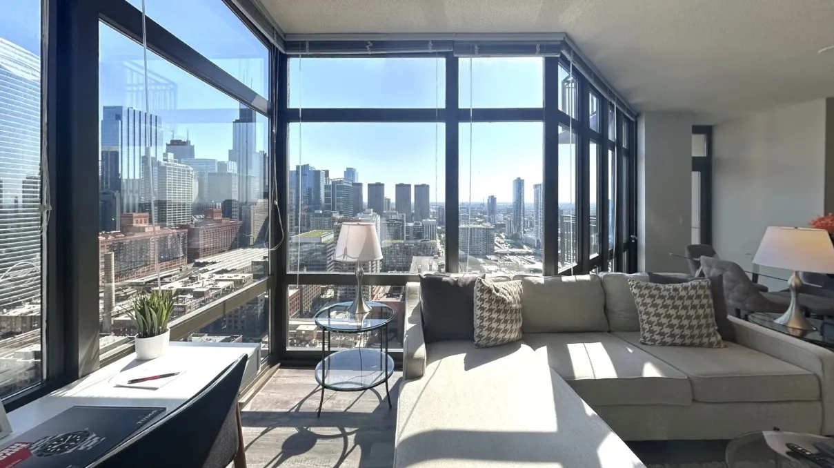 353 N Desplaines St   60661 60661-Chicago-IL