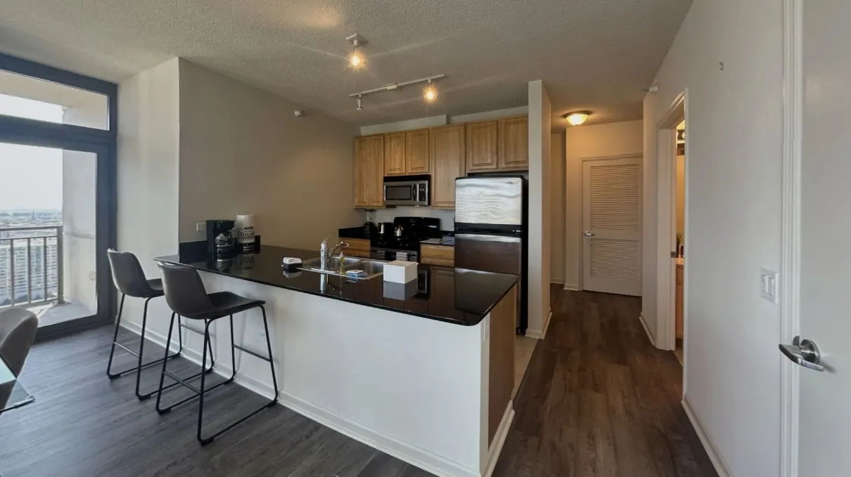 353 N Desplaines St   60661 60661-Chicago-IL