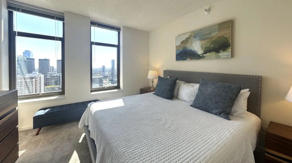 353 N Desplaines St   60661 60661-Chicago-IL