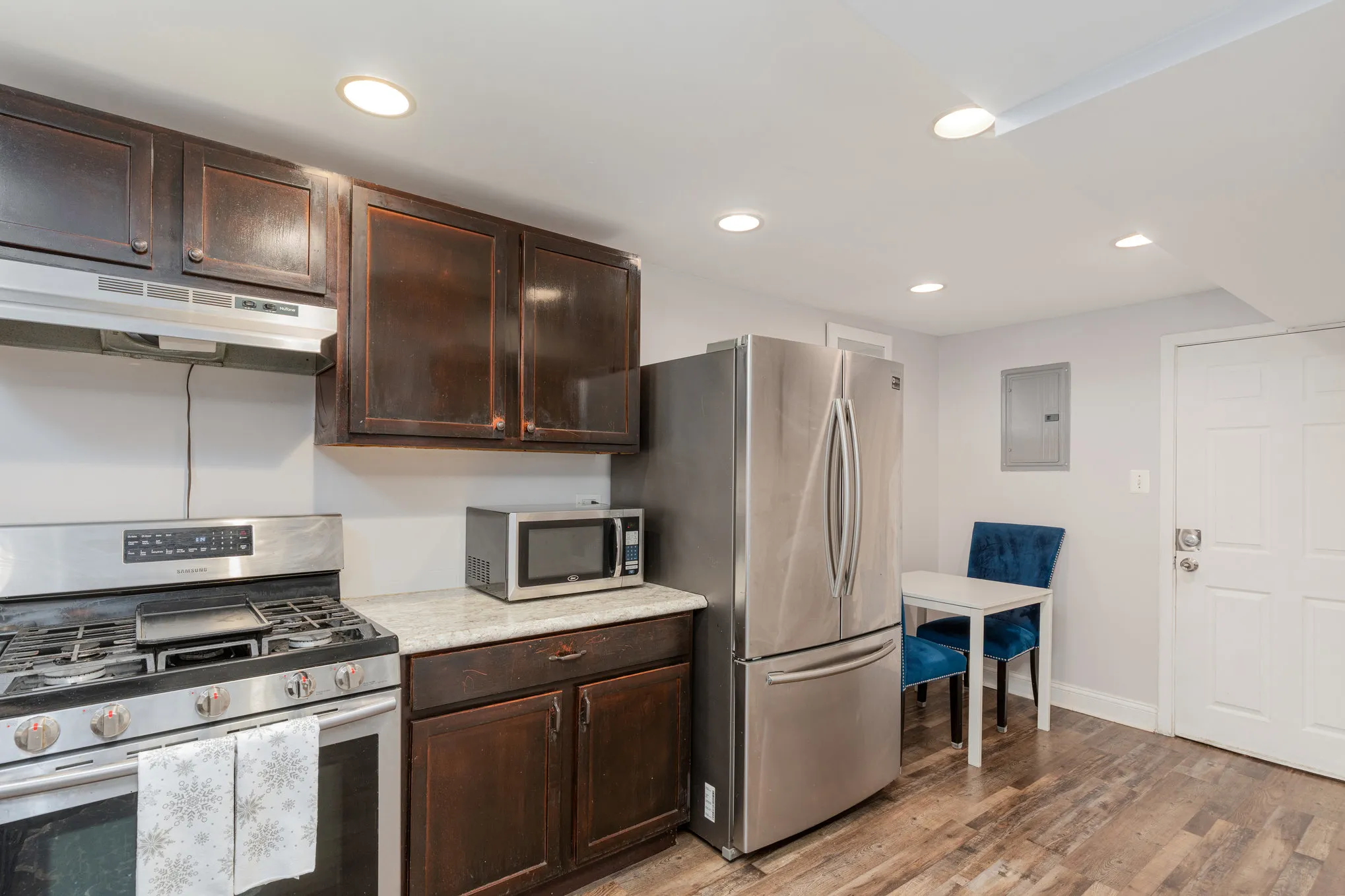 6108 S Evans Ave   60637 60637-unit#G-Chicago-IL