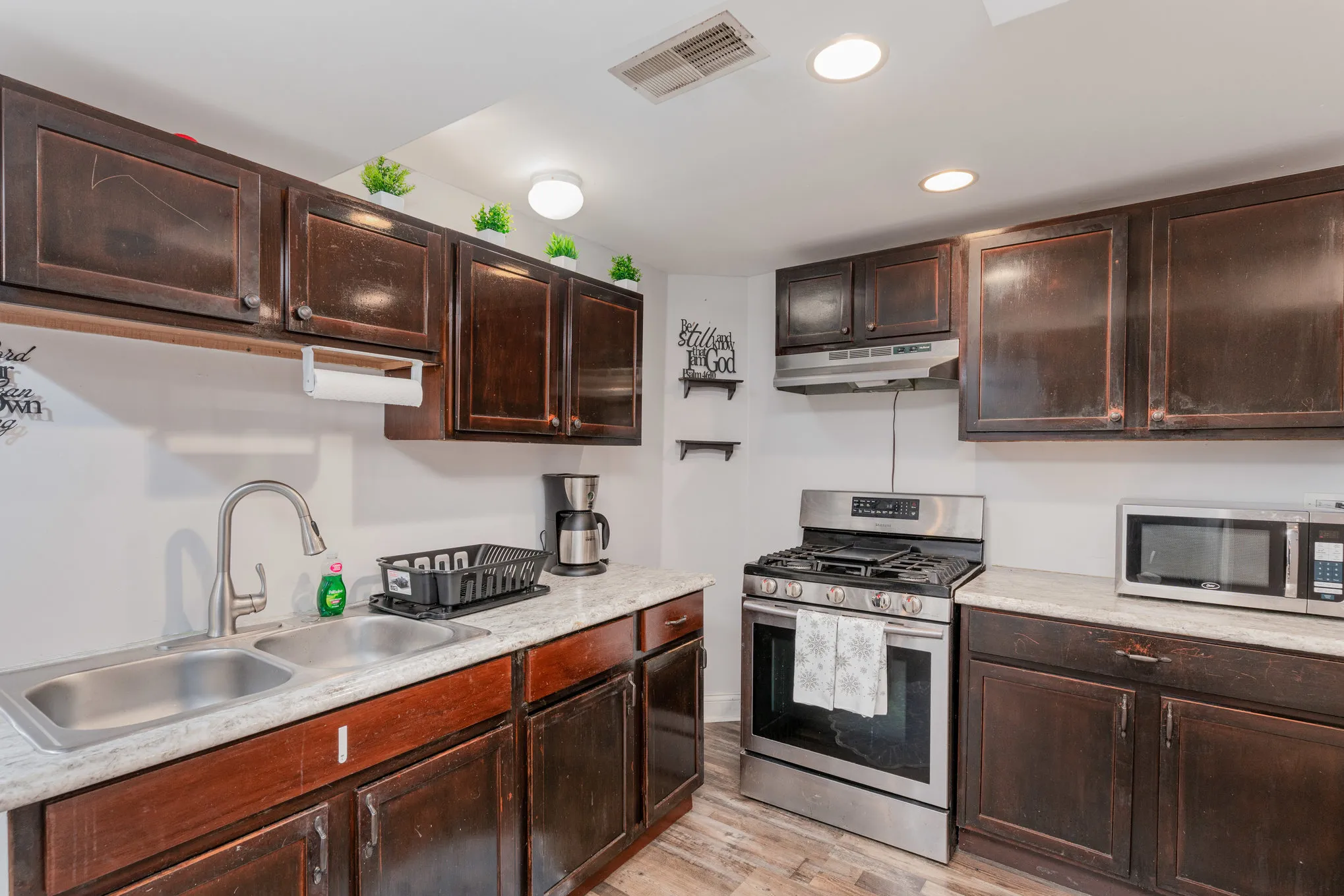 6108 S Evans Ave   60637 60637-unit#G-Chicago-IL