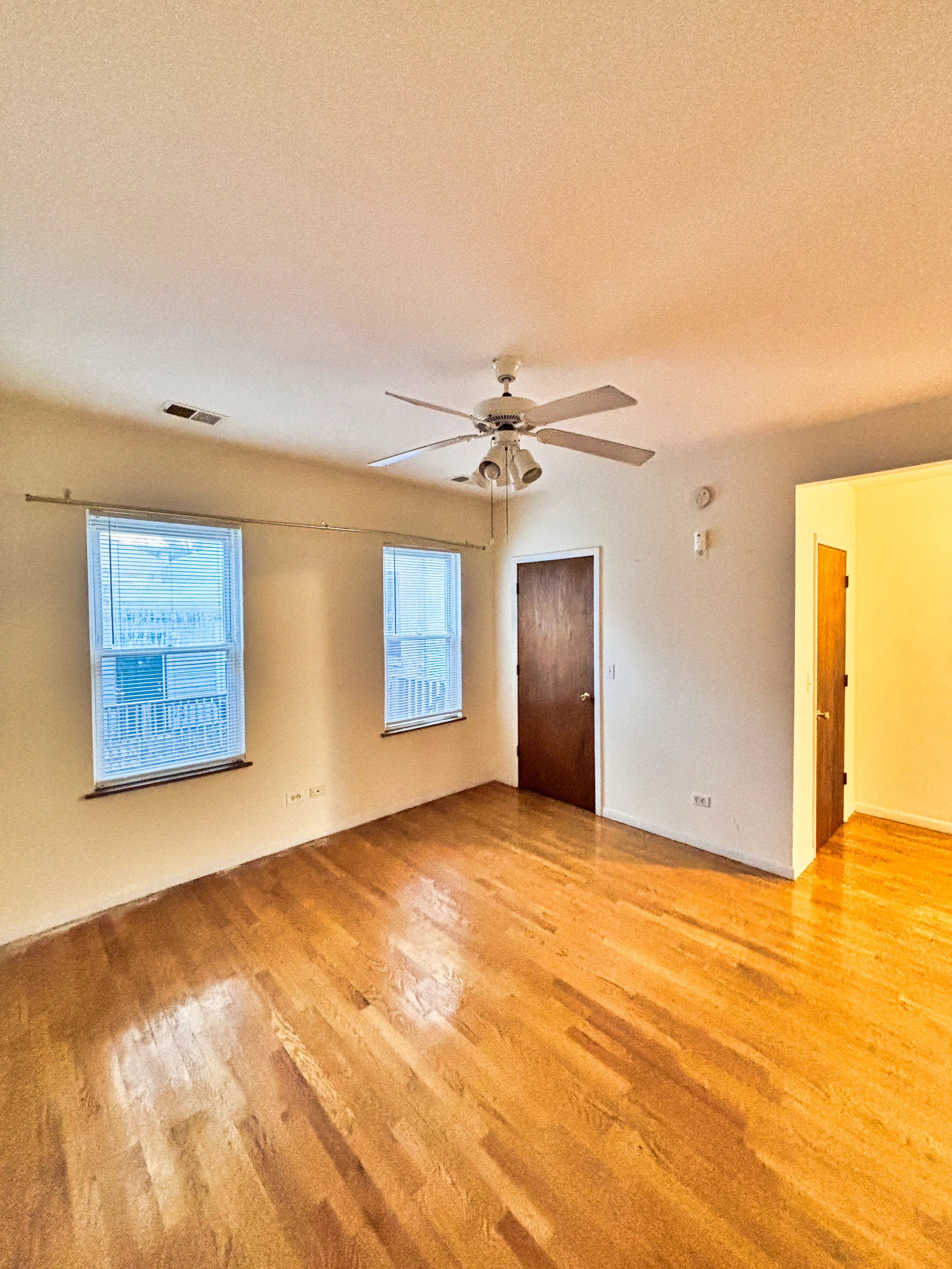 1532 W Thomas St   60642 60642-unit#2R-Chicago-IL
