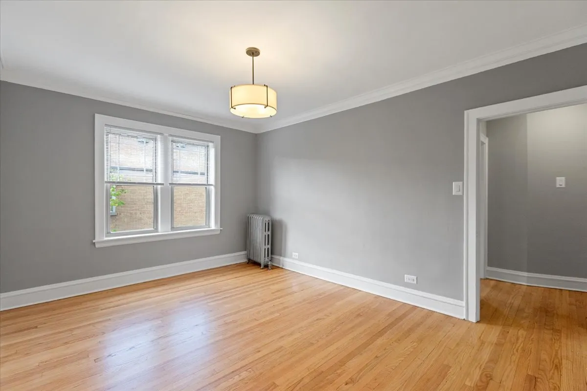 1733 W. Thorndale 60660-Hermitage Andersonville Apartments-unit#1B-Chicago-IL