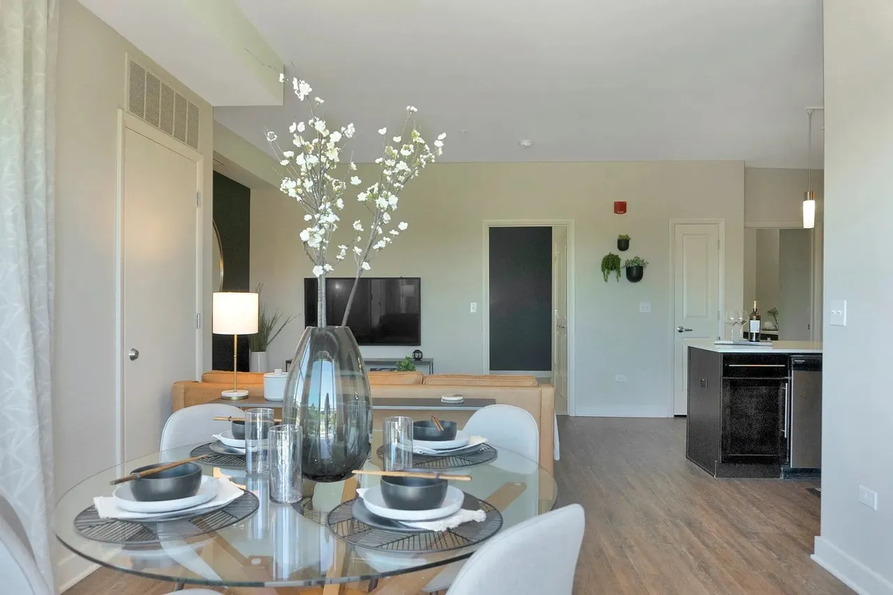 770 Skokie Blvd 60062 60062-TGM-unit#601-Northbrook-IL