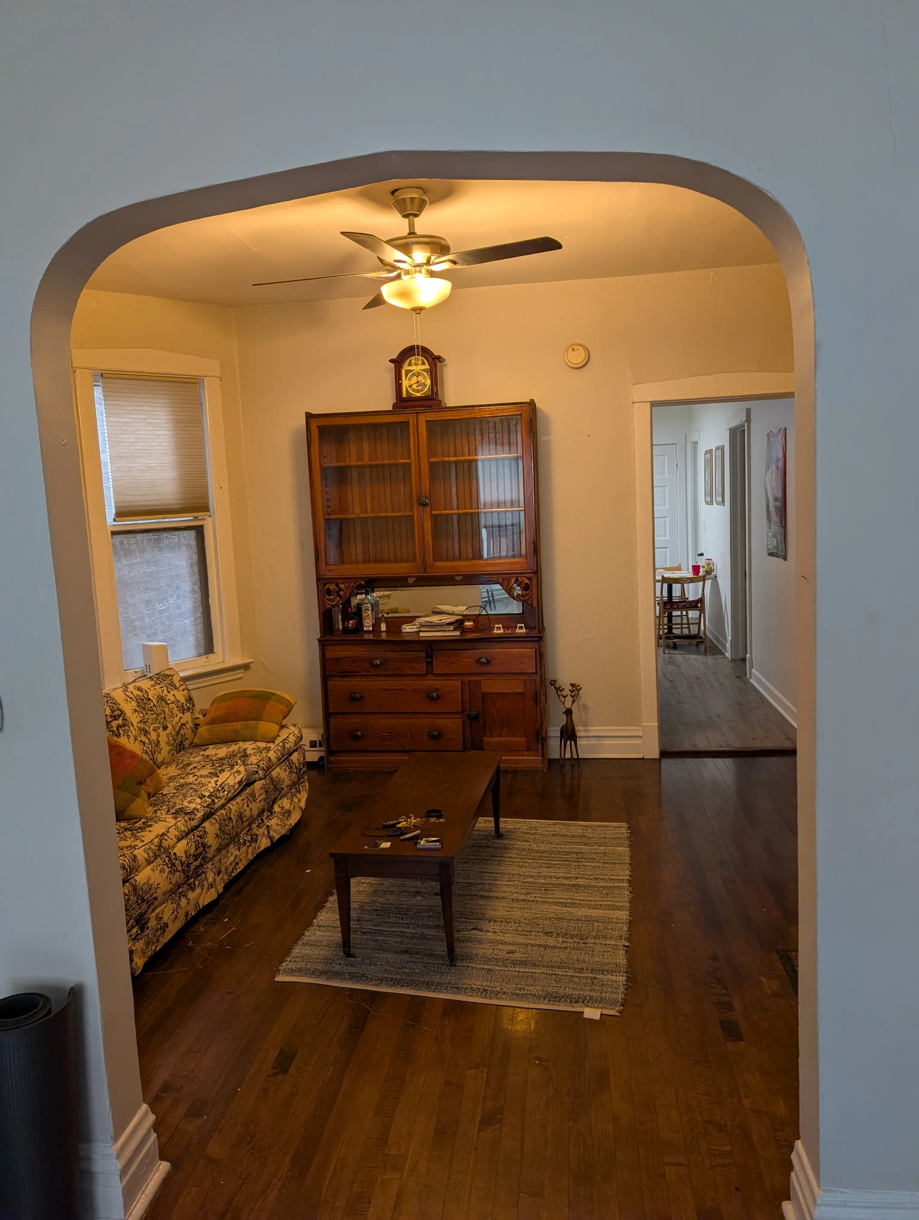 2417 W MONTROSE AVE 60618-unit#01F-Chicago-IL