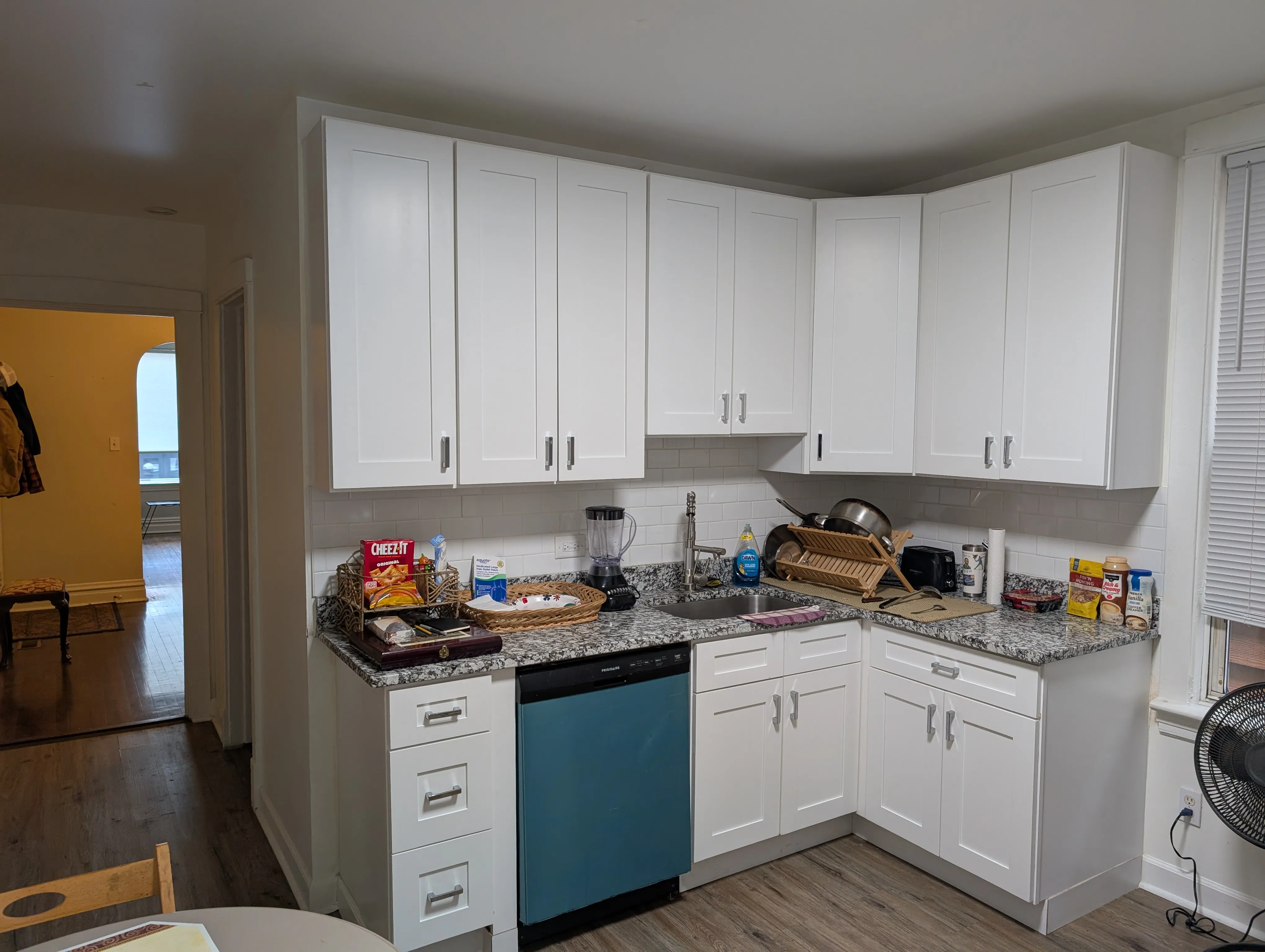 2417 W MONTROSE AVE 60618-unit#01F-Chicago-IL