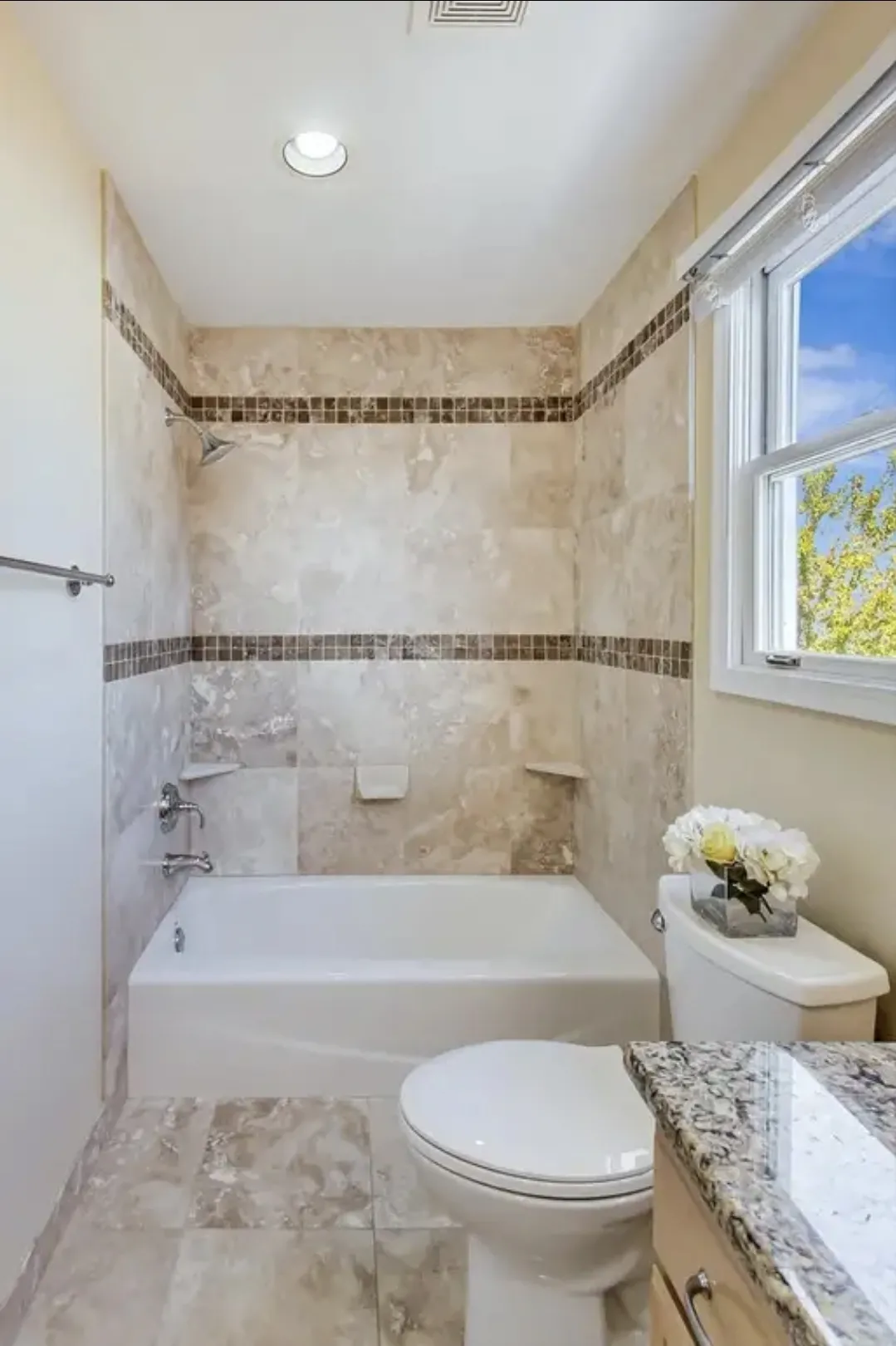 1802 W Diversey Pkwy 60614 60614-Picardy place -unit#L-Chicago-IL