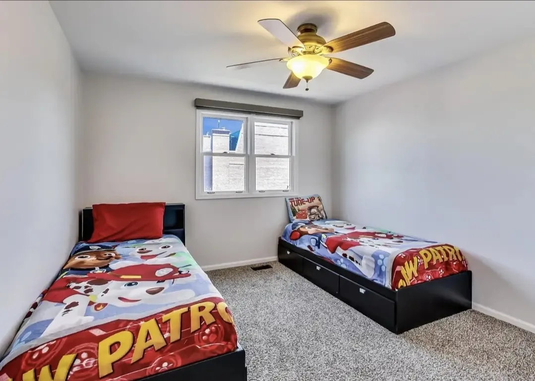 1802 W Diversey Pkwy 60614 60614-Picardy place -unit#L-Chicago-IL