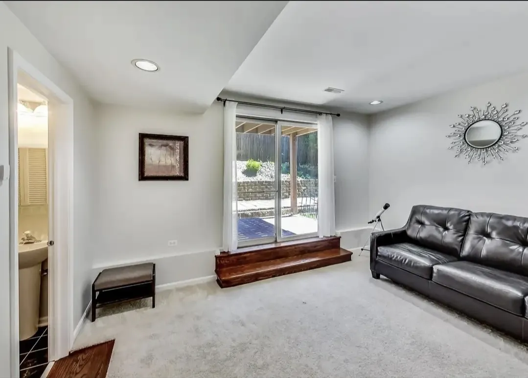 1802 W Diversey Pkwy 60614 60614-Picardy place -unit#L-Chicago-IL