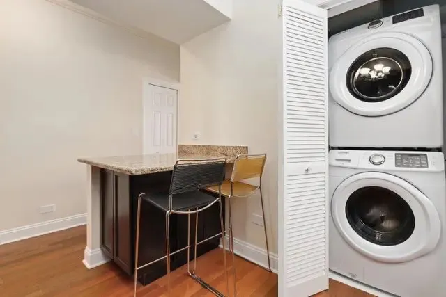 7619 N Bosworth Ave   60626 60626-unit#2-Chicago-IL