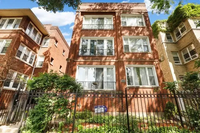 7619 N Bosworth Ave 60626 60626-unit#2-Chicago-IL