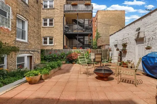 7619 N Bosworth Ave   60626 60626-unit#2-Chicago-IL