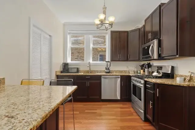 7619 N Bosworth Ave   60626 60626-unit#2-Chicago-IL