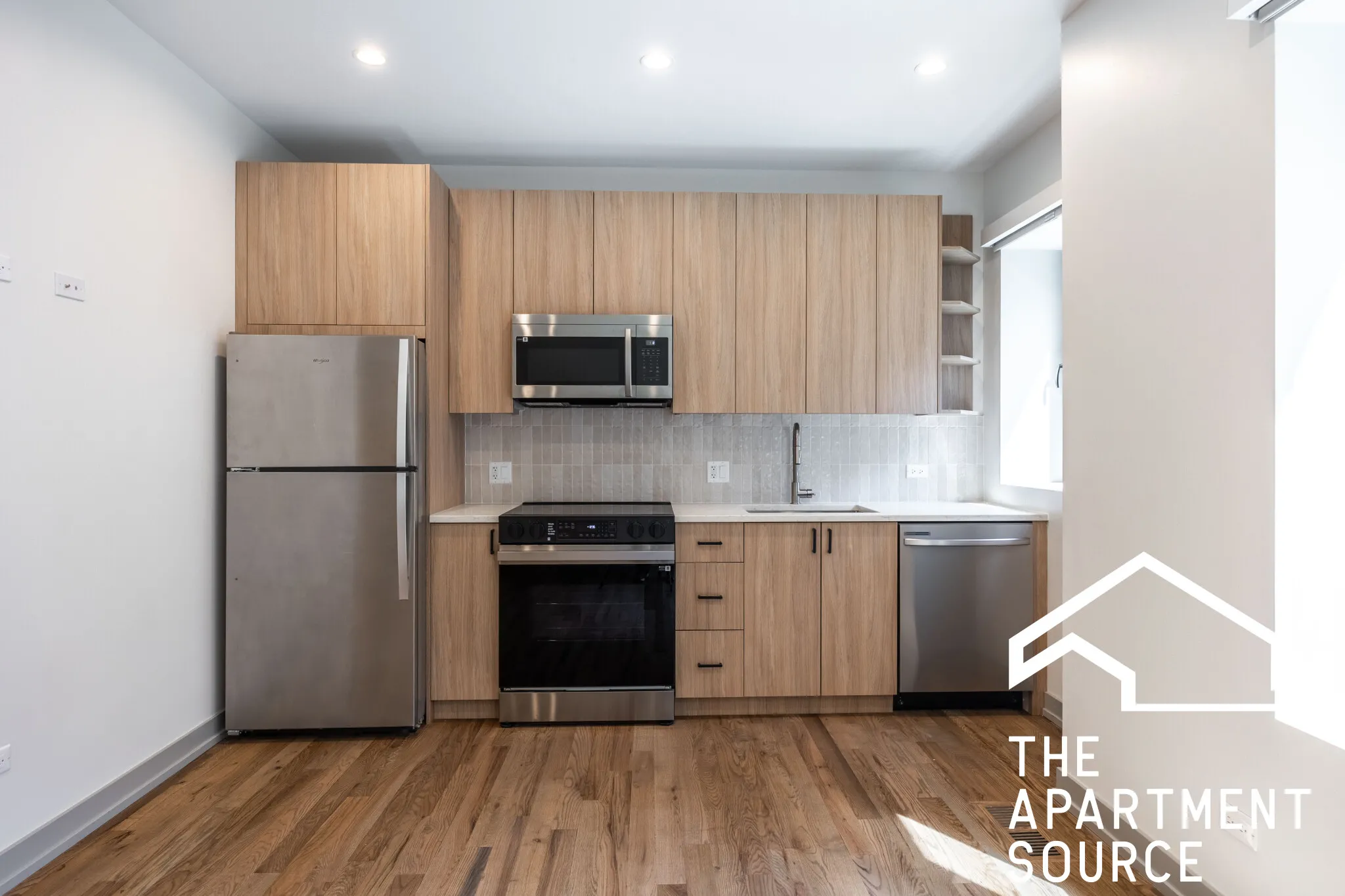 1329 W Estes Ave   60626 60626-unit#1C-Chicago-IL