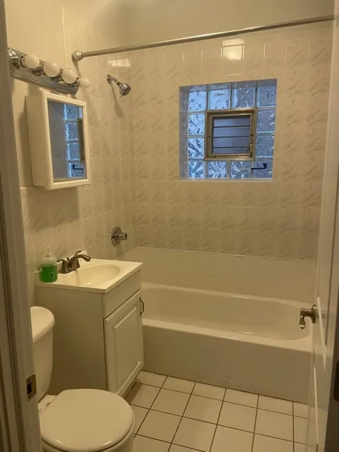 4244 N Mozart St   60618 60618-unit#2-Chicago-IL