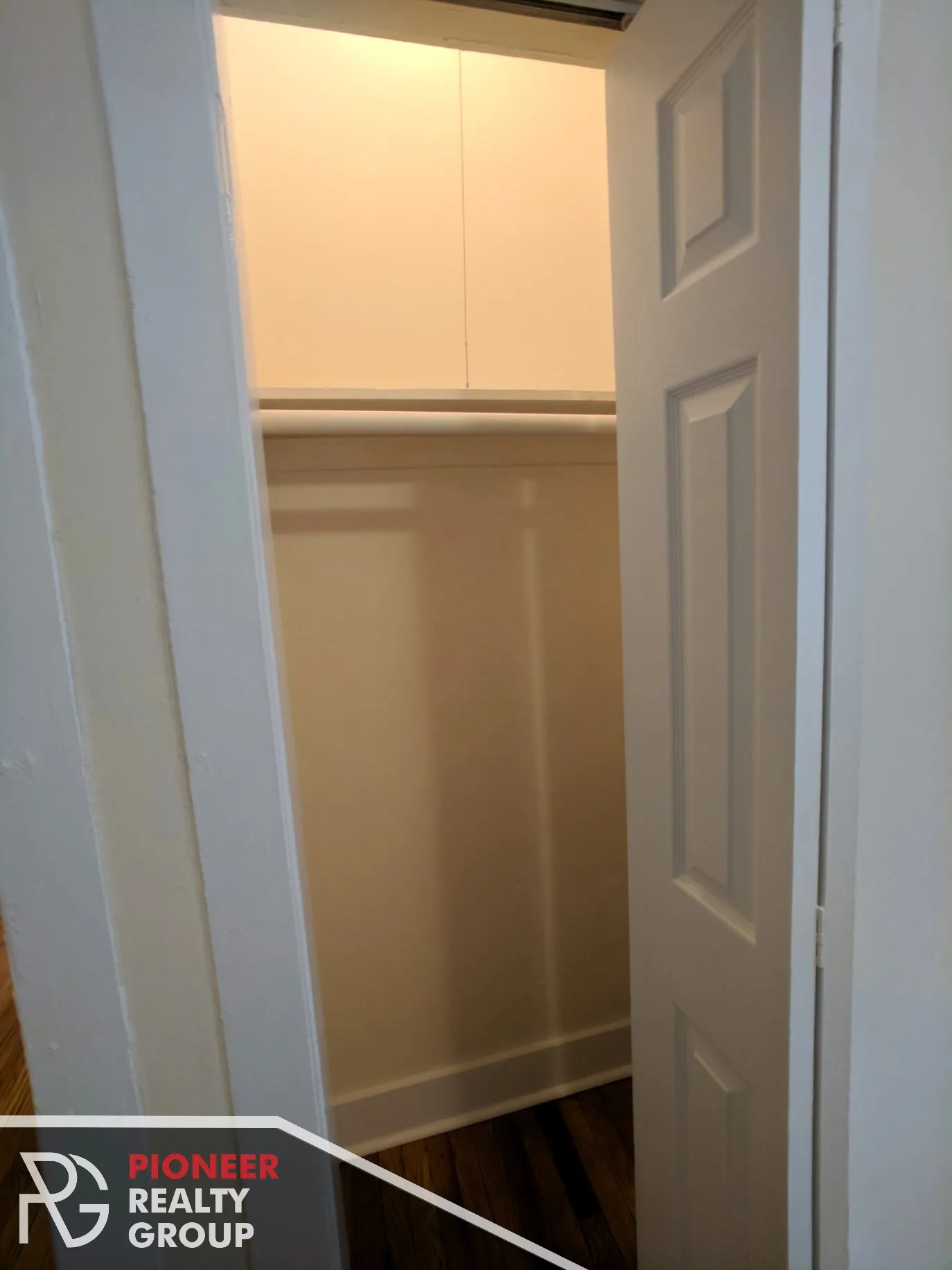 1532 N Kedzie Ave   60651 60651-unit#1F-Chicago-IL