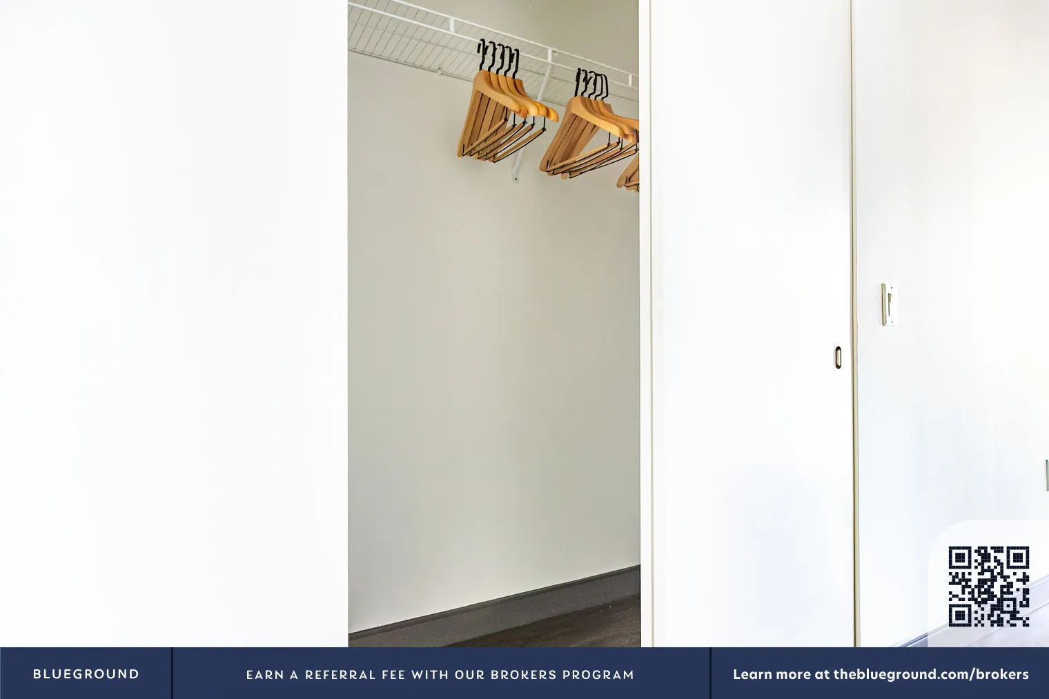 215 W Lake St   60606 60606-Linea-unit#ID1205-Chicago-IL