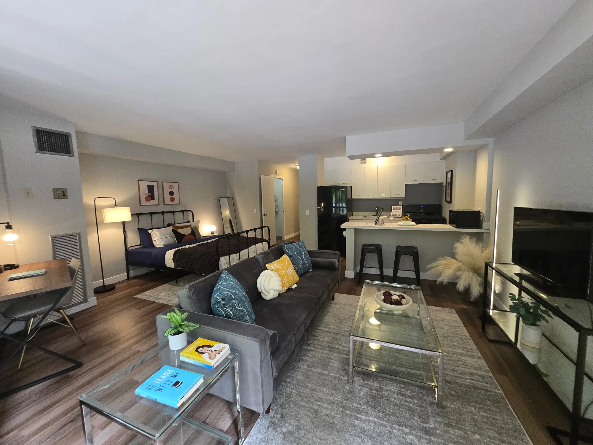 1360 N Lake Shore Dr 60610 60610-unit#301-Chicago-IL