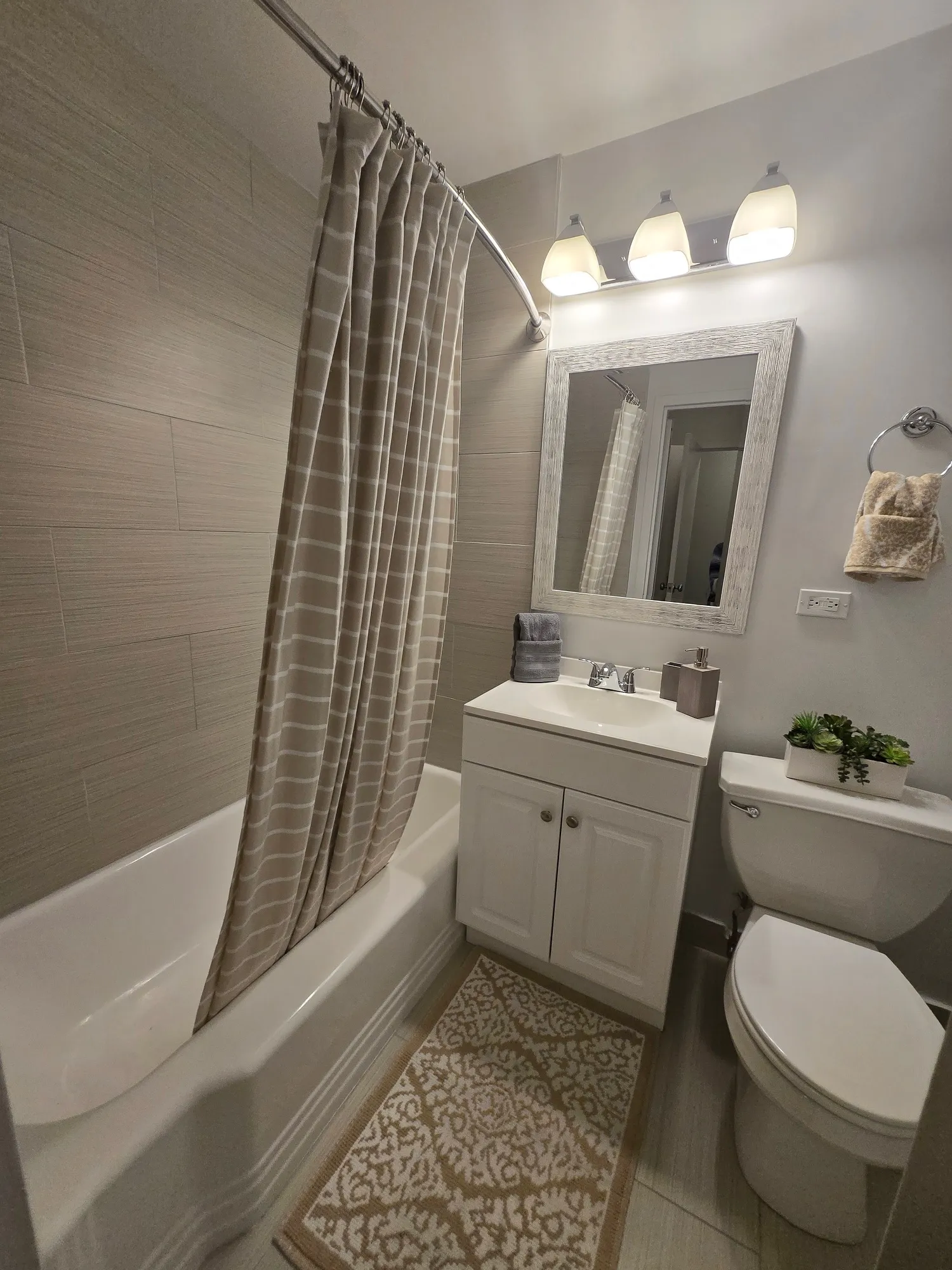 1360 N Lake Shore Dr 60610 60610-unit#301-Chicago-IL