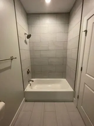 1347 W 47th St   60609 60609-unit#2E-Chicago-IL