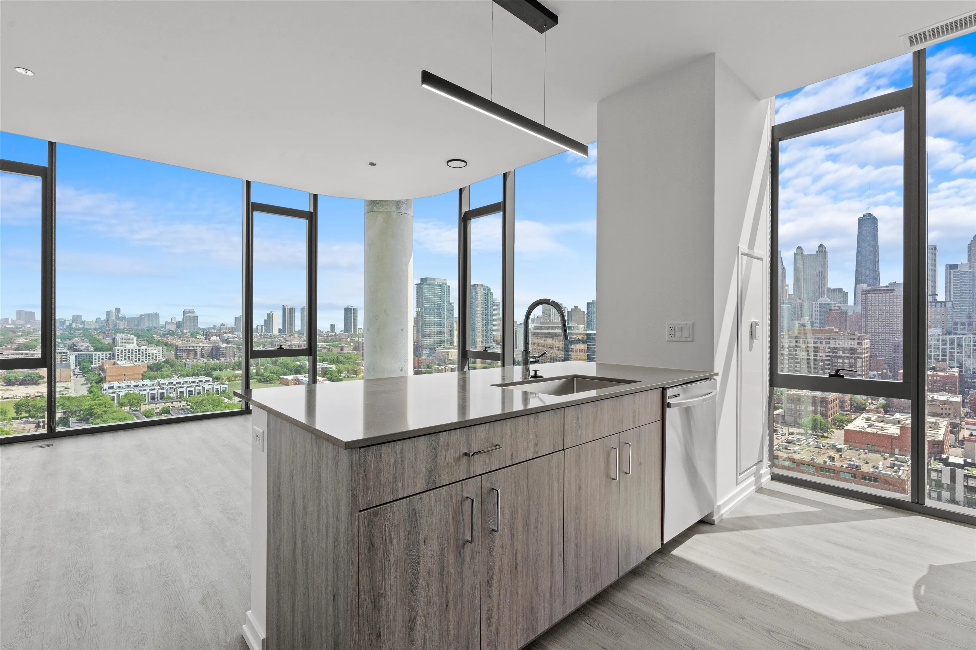 808 N CLEVELAND AVE 60610-The 808 Cleveland