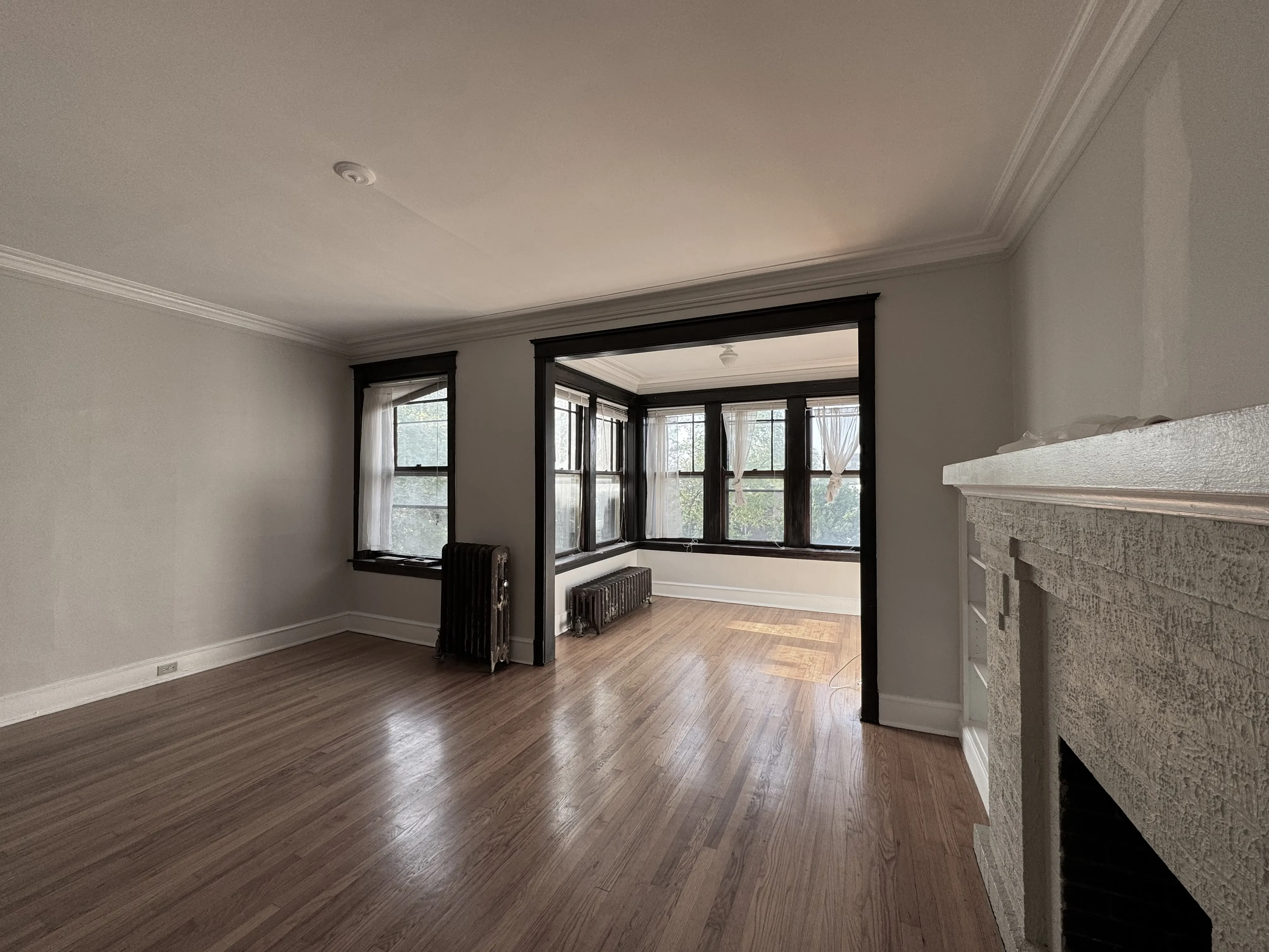 1506 W ROSEMONT AVE 60660-Rosemont Apartments-unit#2-E-Chicago-IL