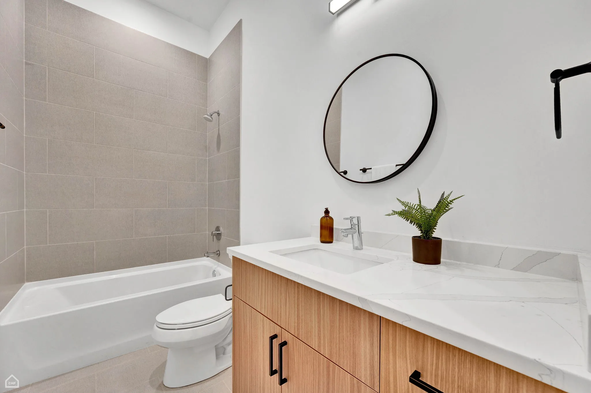 1626 W Hastings St 60608 60608-unit#101-Chicago-IL