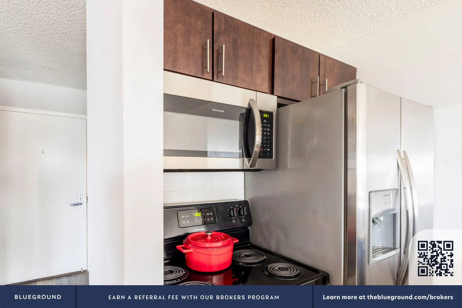 8 W Chestnut St   60610 60610-Chestnut Place-unit#ID1228-Chicago-IL