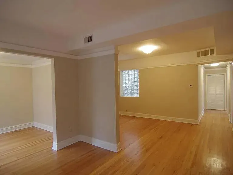 1520 W Sunnyside Ave   60640 60640-unit#3ES-Chicago-IL