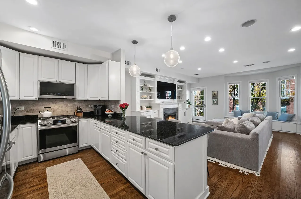 817 W Superior St 60642 60642-unit#2-Chicago-IL