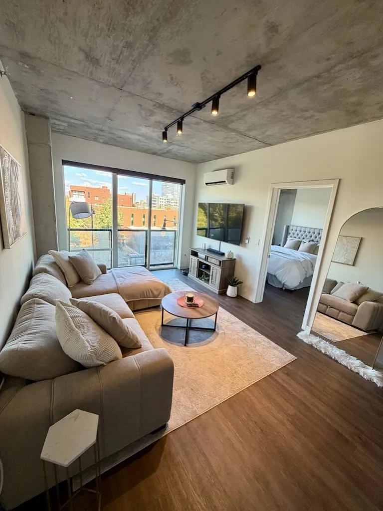 751 N Hudson Ave   60654 60654-Hugo-unit#310-Chicago-IL