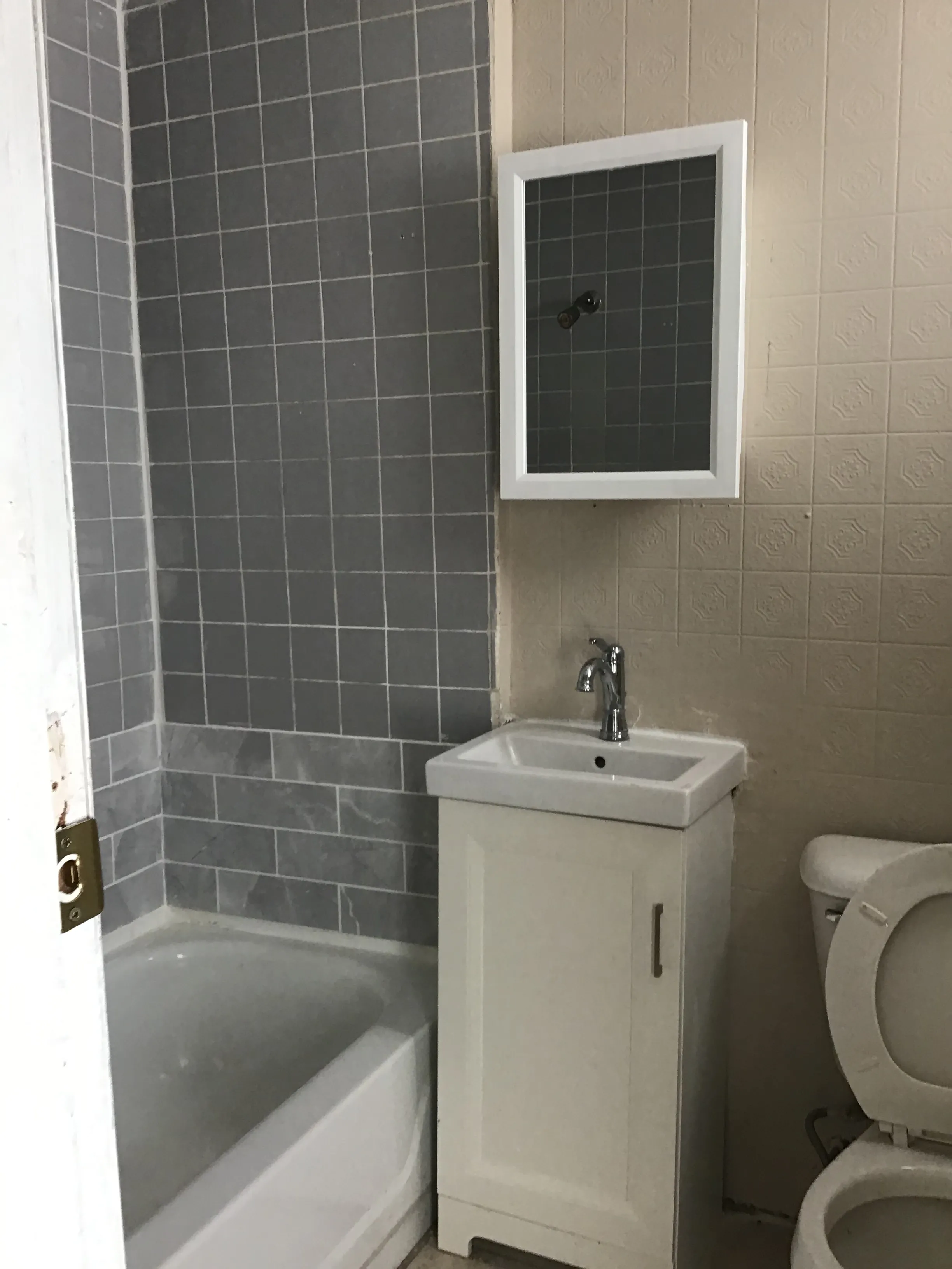 1649 W Cullerton St   60608 60608-Chicago-IL