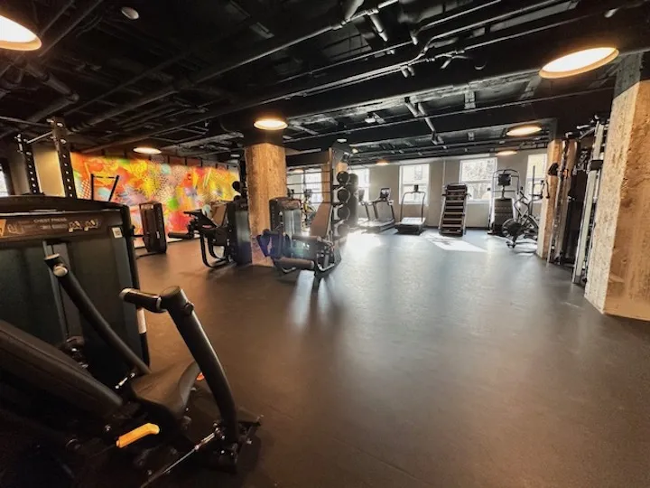 150 N Ashland Ave   60607 60607-unit#514-Chicago-IL