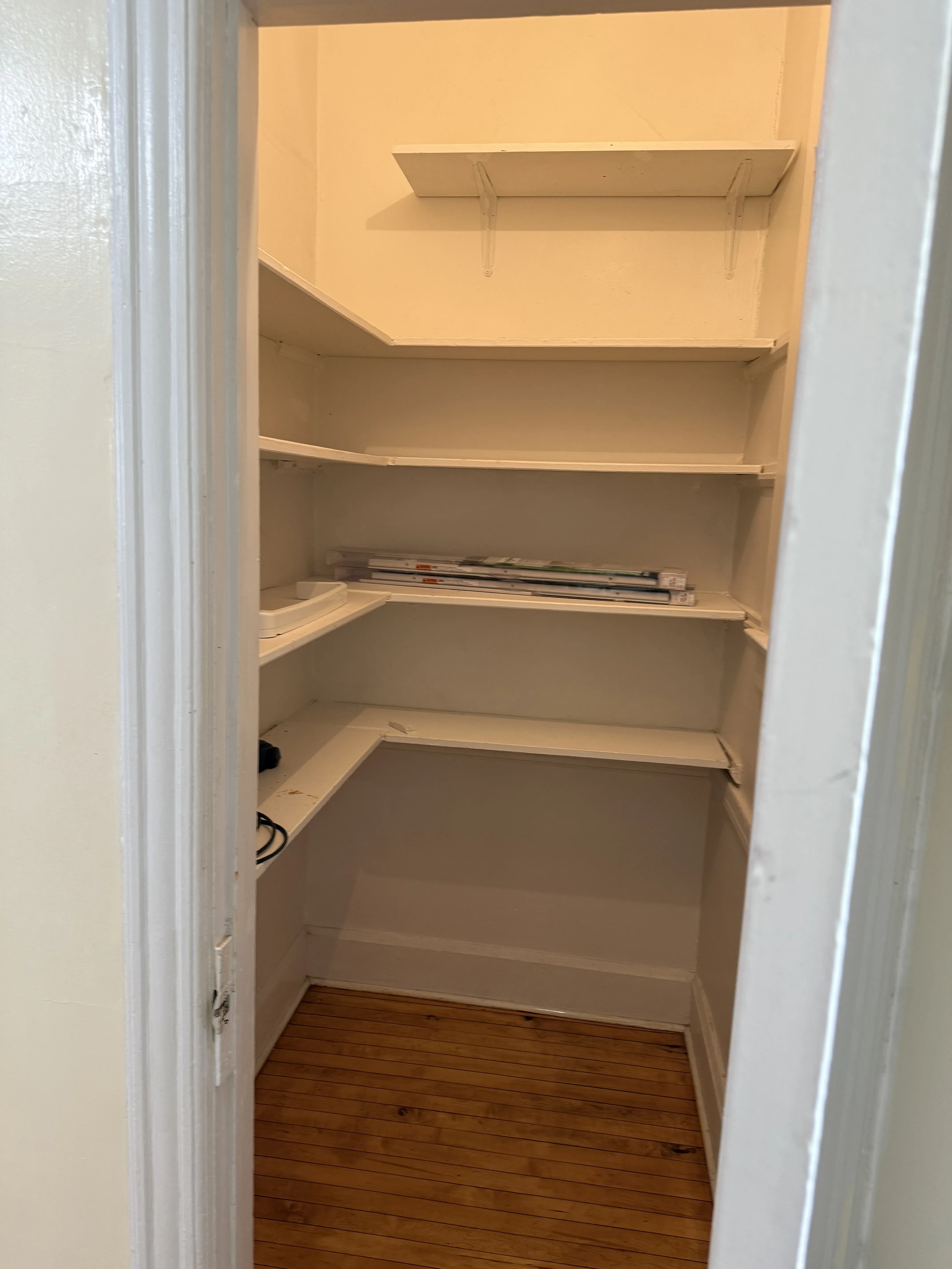 2419 N FAIRFIELD AVE 60647-unit#1F-Chicago-IL