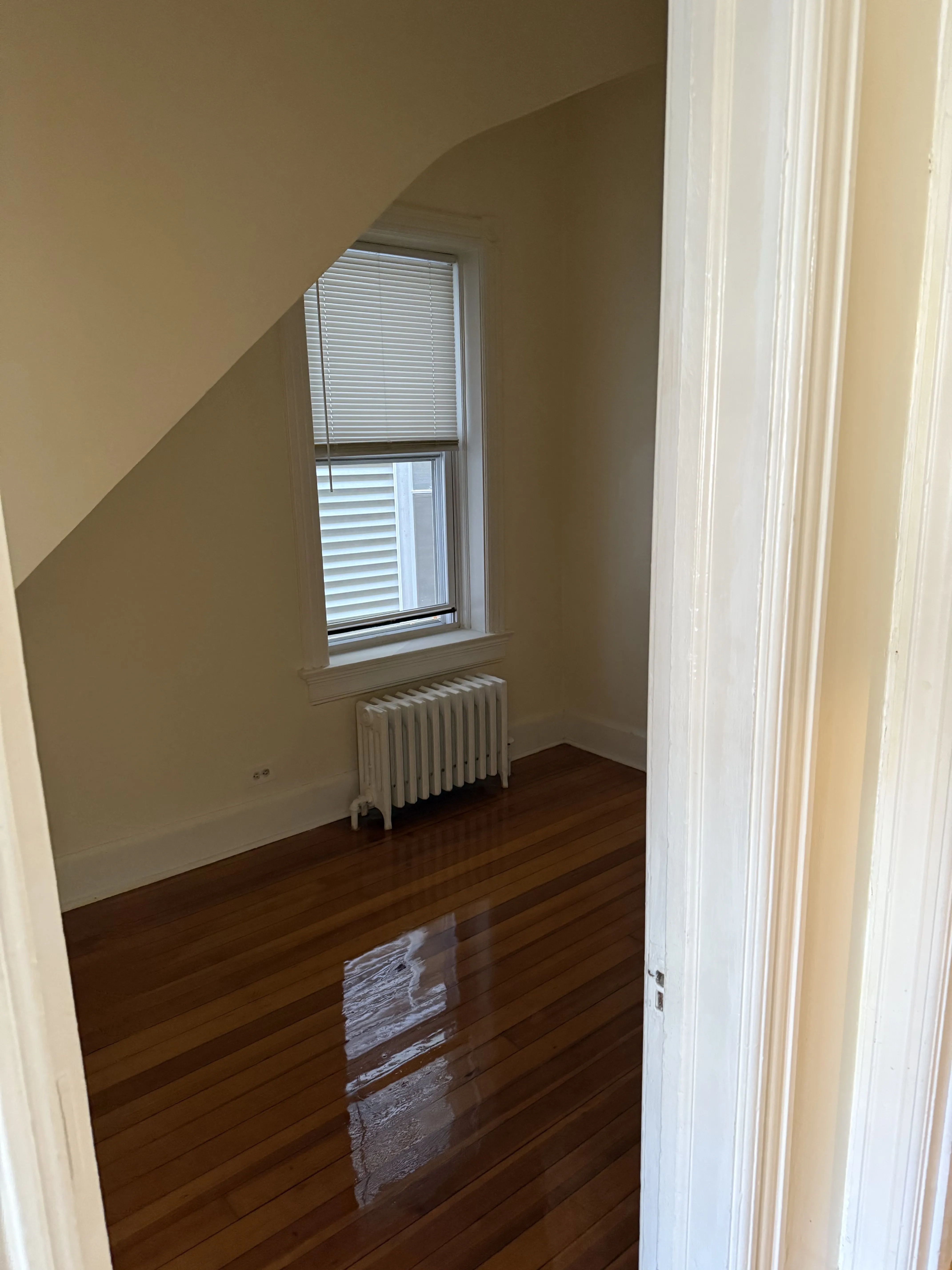 2419 N FAIRFIELD AVE 60647-unit#1F-Chicago-IL