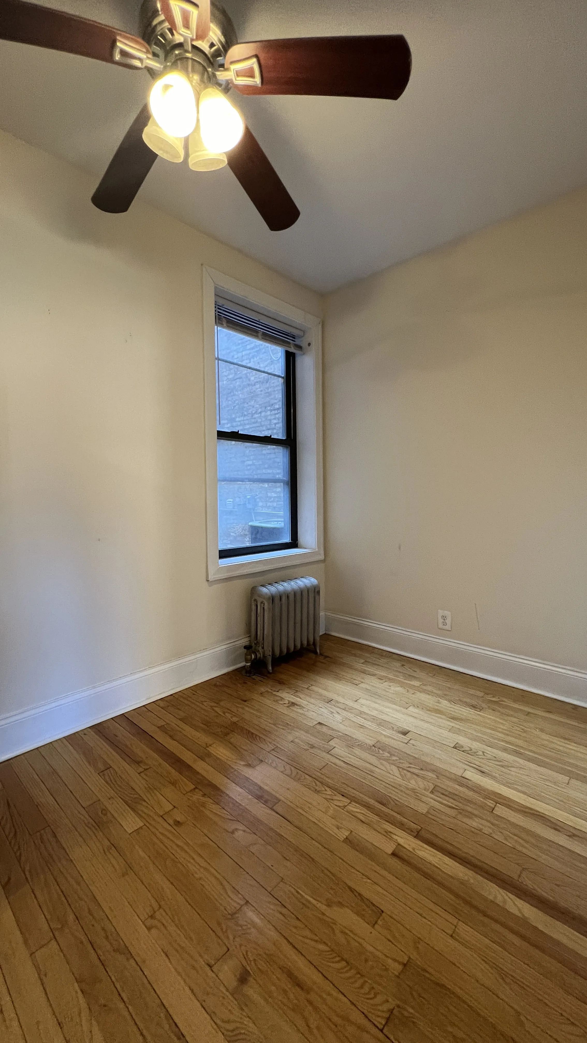 432 W Surf St   60657 60657-unit#103-Chicago-IL