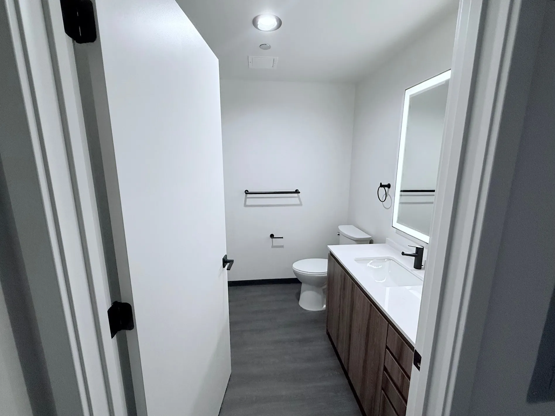 150 N Ashland Ave 60607 60607-unit#514-Chicago-IL