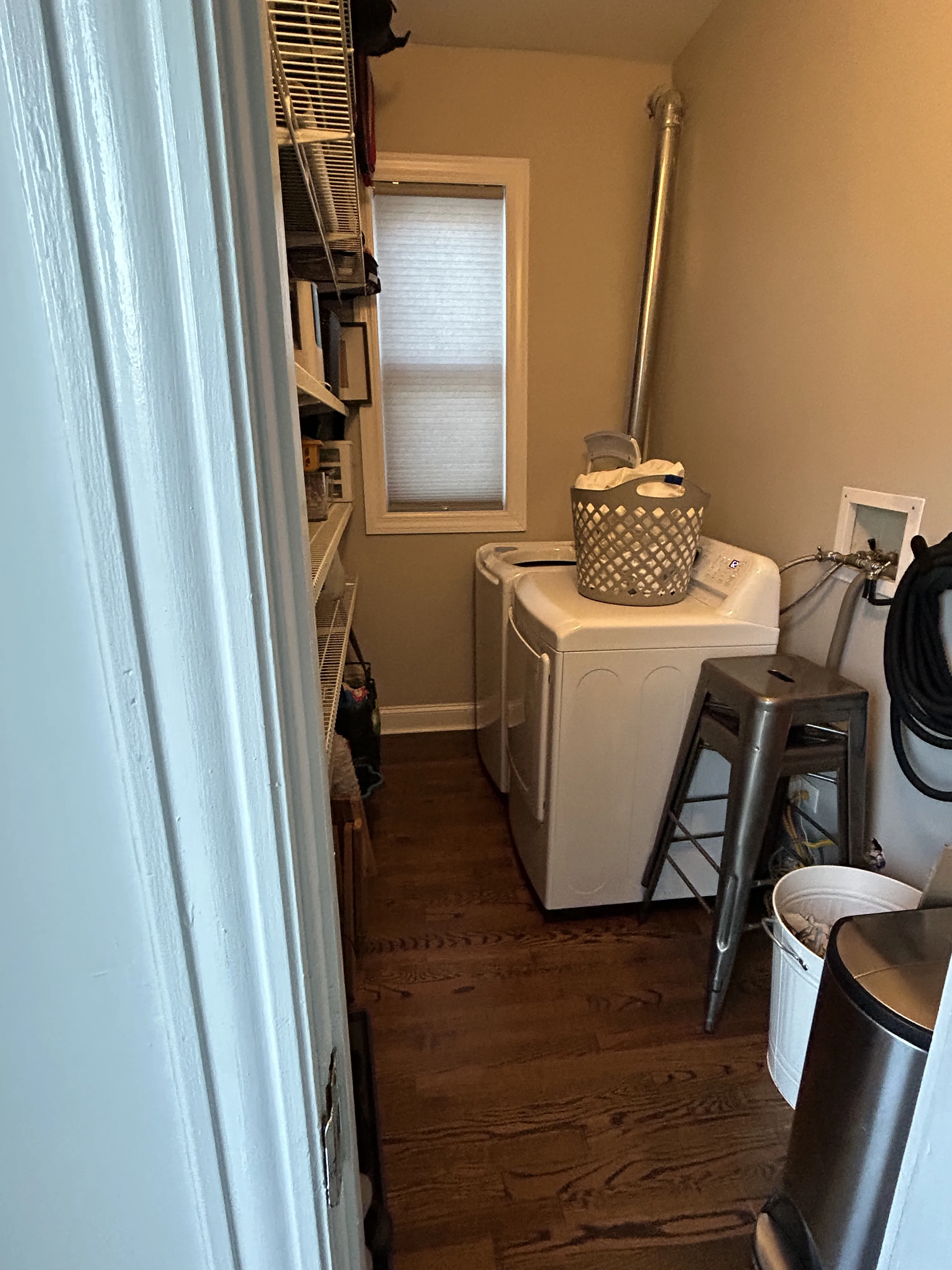 2854 W Dickens Ave   60647 60647-2854 W Dickens #2-unit#2-Chicago-IL