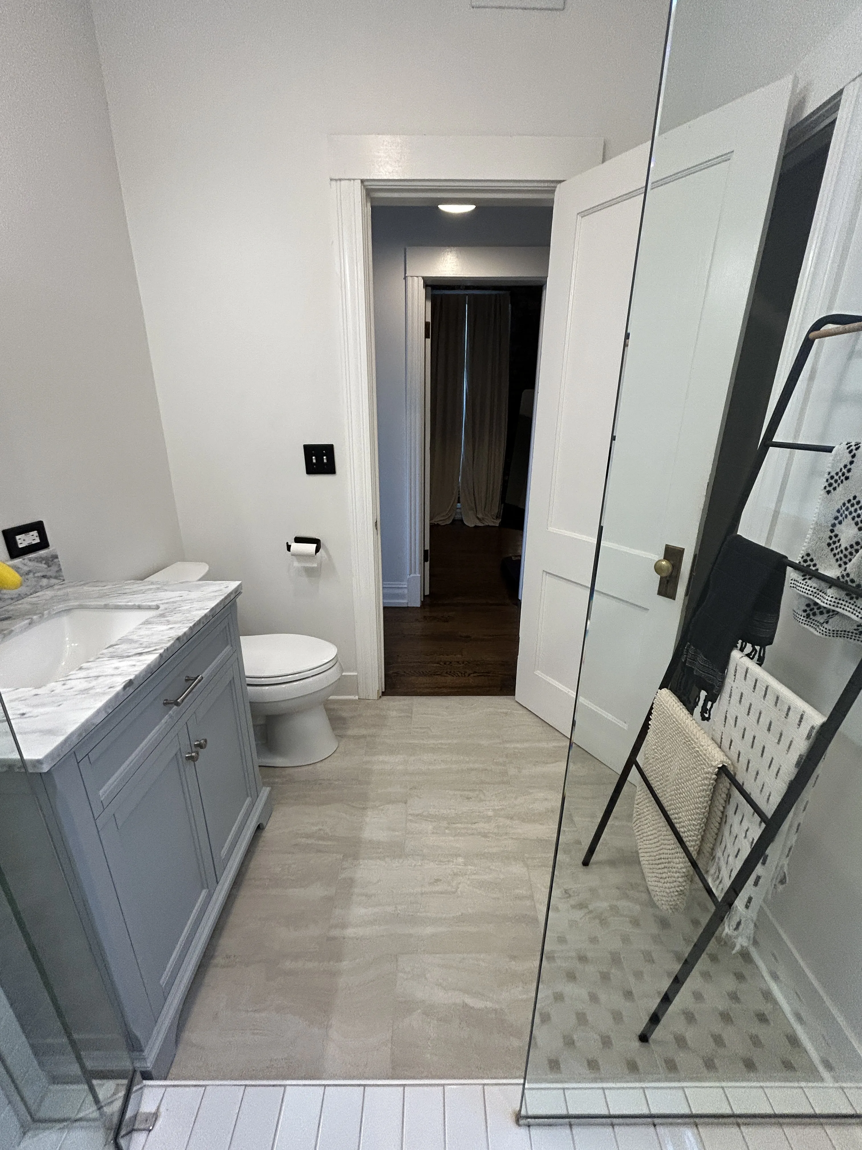 2854 W Dickens Ave   60647 60647-2854 W Dickens #2-unit#2-Chicago-IL