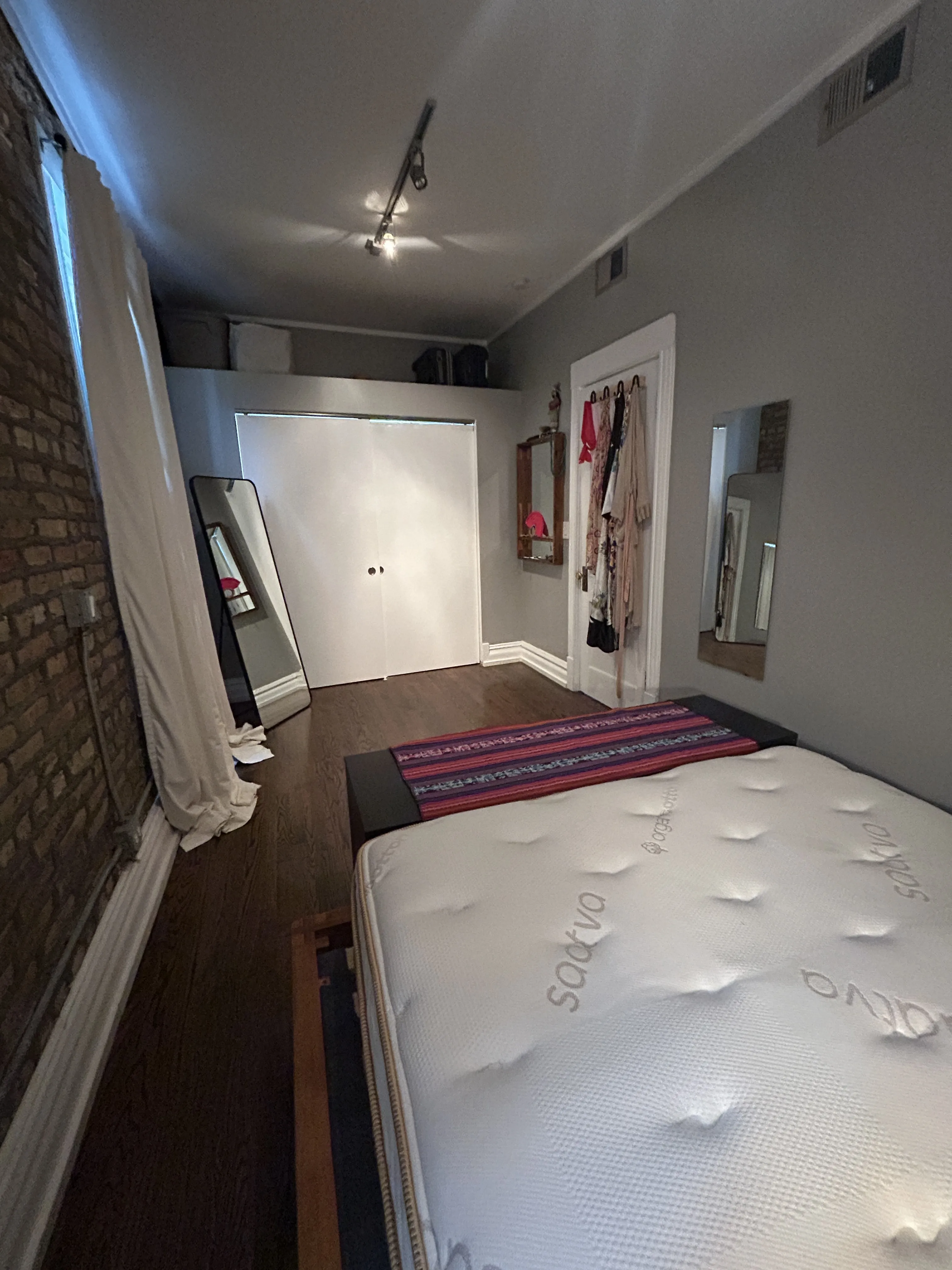 2854 W Dickens Ave   60647 60647-2854 W Dickens #2-unit#2-Chicago-IL