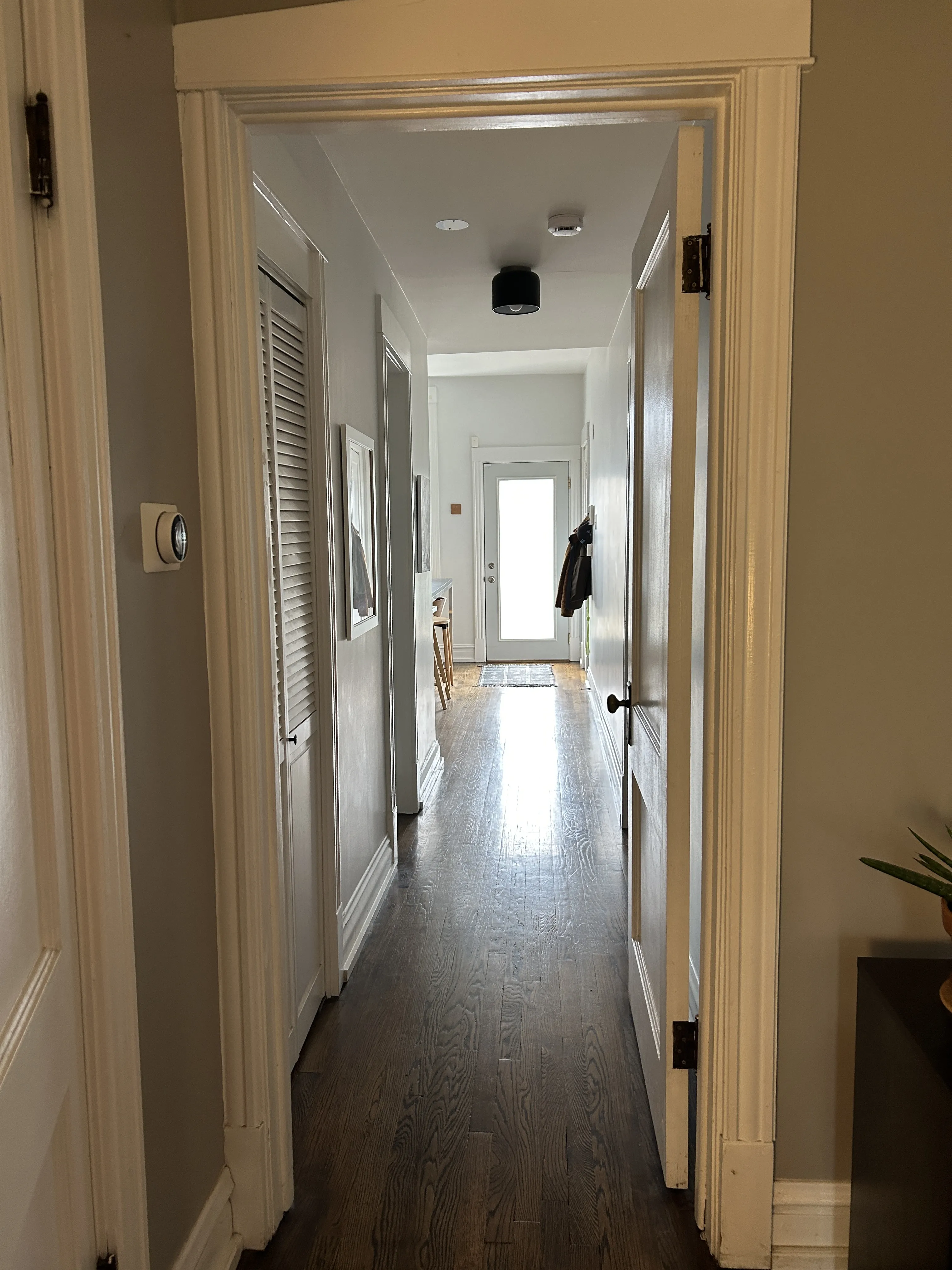 2854 W Dickens Ave   60647 60647-2854 W Dickens #2-unit#2-Chicago-IL