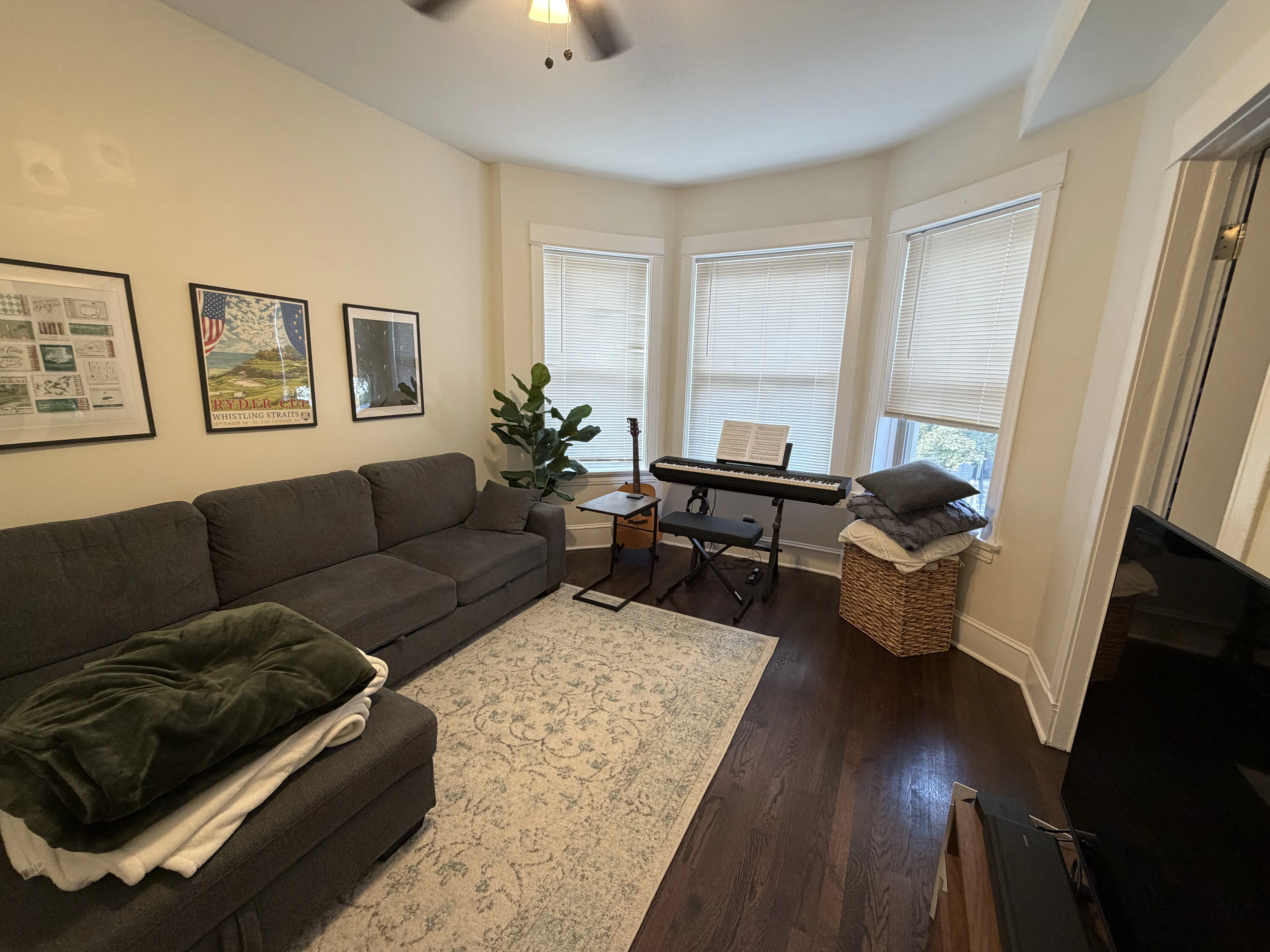 3437 N Paulina St 60657 60657-unit#2F-Chicago-IL