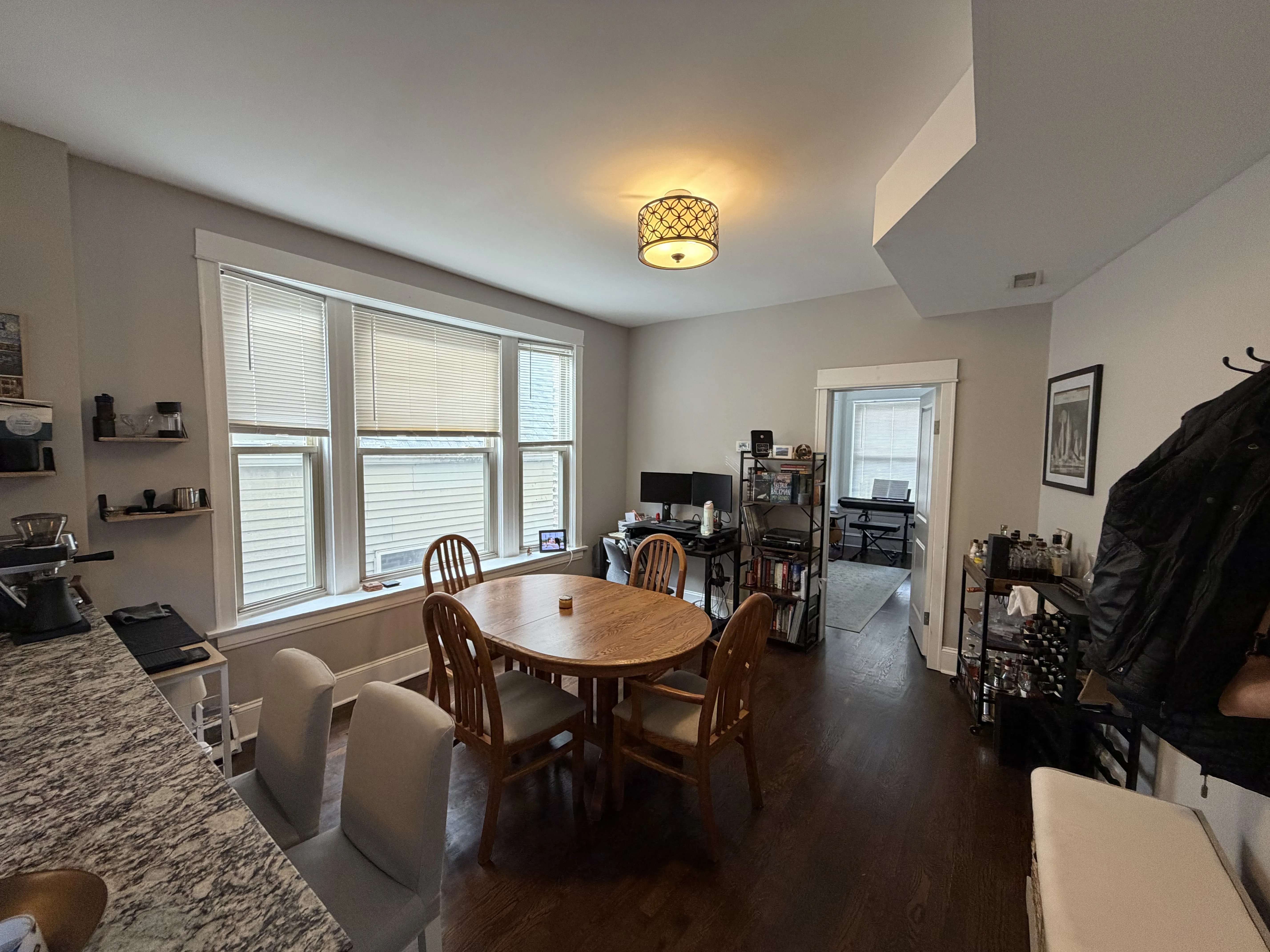 3437 N Paulina St   60657 60657-unit#2F-Chicago-IL