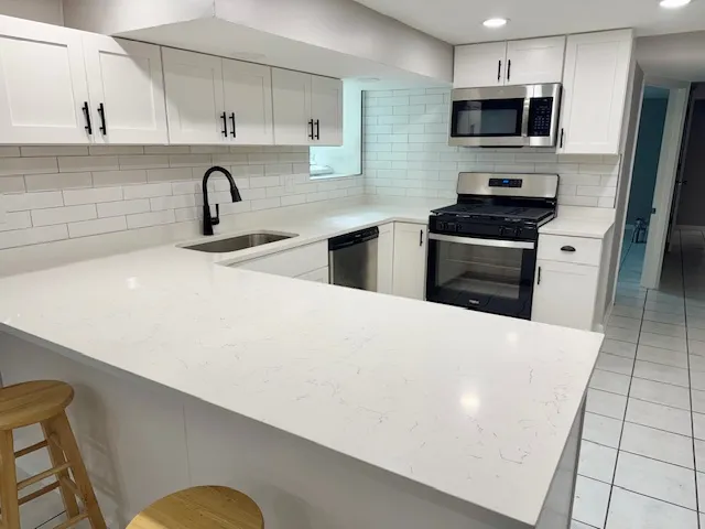 4200 N Damen Ave   60618 60618-4200 Damen-unit#G-Chicago-IL